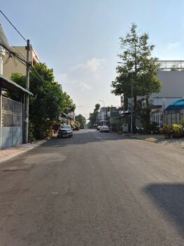 bán nền KDC Hồng Loan đường rộng 15.5 DT 5x15m giá 2ty370 - bao rẻ nhất khu ạ