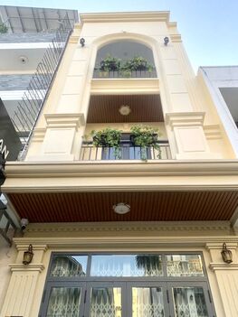 bán nhà trệt 2 lầu, đường b18 khu dân cư hưng phú, gần siêu thị Go, Trường học