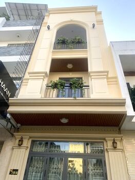 bán nhà trệt 2 lầu, đường b18 khu dân cư hưng phú, gần siêu thị Go, Trường học