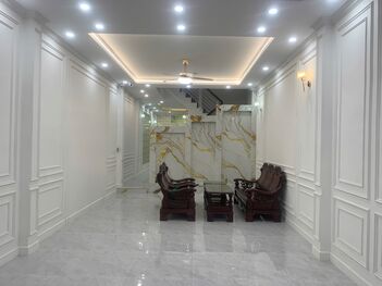 bán nhà trệt 2 lầu, đường b18 khu dân cư hưng phú, gần siêu thị Go, Trường học