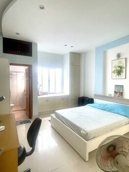 bán nhà mặt tiền đường lê lại, trệt 3 lầu, cách công viên lưu hữu phước 100m