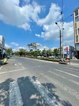 Bán nhà mặt tiền Trần Phú, Cái Khế 4,22×18,5 -78m2 – 1 trệt 2 lầu đúc, vị trí kinh doanh cực đẹp