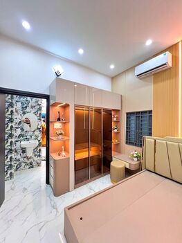 BÁN ​NHÀ Lầu MỚI - VỊ TRÍ TUYỆT ĐẸP - mở Phòng mạch, VPCTy, KDoanh,….