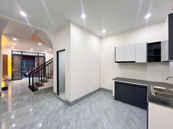 BÁN NHÀ 1T1L đúc - MỚI ĐẸP – gần sát Nhà hàng HOA VIÊN Thành Đạt