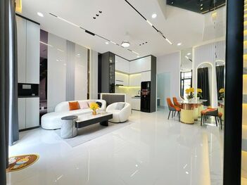 Nhà 1T1L đúc mới, GÓC 2MT HẺM, xe hơi tới nhà. Vị trí trung tâm, gần cầu Trần Hoàng Na