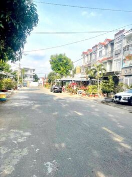 bán nhà đường số 18 khu biệt thự cồn khương cần thơ, trệt 2 lầu, giá tốt