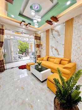 Bán nhà 1T1L đúc MỚI, MẶT TIỀN Đoàn Thị Điểm - LẦU ĐÚC - HOÀN CÔNG