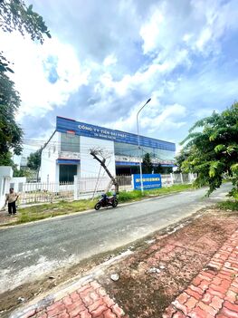 cho thuê nhà mặt tiền đường số 8 khu dân cư nam long cần thơ, ngang 45m, trệt lầu trống suốt