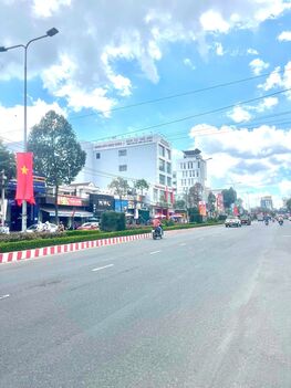 bán nhà mặt tiền đường mậu thân,kế bên siêu thị lotte, vị trí đẹp, 2 lầu giâ tốt