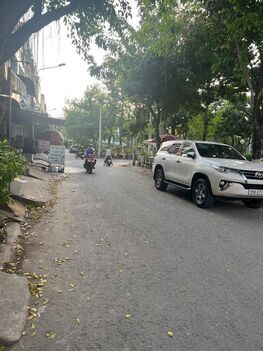 bán nhà trệt 2 lầu, đường  số 28 khu dân cư an khánh cần thơ, đối diện công viên, thích hợp ở hay kinh doanh