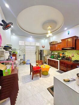 Nhà 1T1L - MẶT TIỀN - gần căn NHÀ DÁT VÀNG (Gần Đại Học Y Dược, chợ An Khánh)