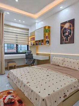 BÁN NHÀ 1T2L đúc, 2 MT Hẻm (trước - sau). Gần sát trường ĐH Công Nghệ - Kỷ Thuật