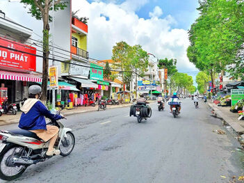 Nhà 3 lầu và sân thượng mặt tiền Trần Việt Châu, Cái Khế  mới, Cần Thơ