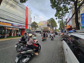 Nhà trệt diện tích rộng mặt tiền Nguyễn Trãi ngay trung tâm Cần Thơ