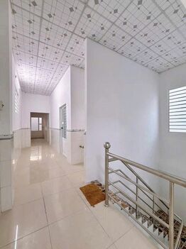 bán nhà đường trần nam phú cần thơ, trệt lầu, ngang 5m, giá tốt thích hợp ở hay kinh doanh mua bán