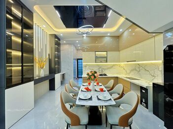 BÁN SIÊU PHẦM - Mặt Tiền - NHÀ 2 LẦU - HIỆN ĐẠI. TẶNG FULL NỘI THẤT CAO CẤP