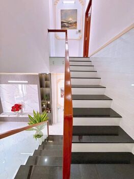 Bán nhà 1Trệt 1Lầu - mới đẹp. Trục Đường A2 - KDC Tổ 3A (đông đúc)