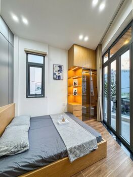 Bán nhà GÓC 2MT - 2LẦU + SÂN THƯỢNG. Vị trí Sáng & Đẹp, KDoanh, VPCTy,…
