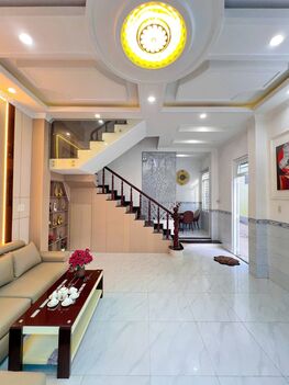 Bán nhà 2lầu - GÓC 2MT HẺM 115 Đường CMT8 (Có hỗ trợ vay Bank khoảng 2tỷ)