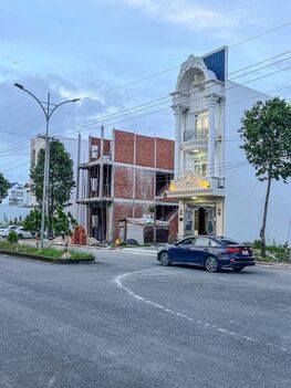 BÁN NHÀ 2Lầu - TRỤC CHÍNH (D1 HỒNG LOAN). Mặt Tiền KDoanh, VPCTy, hoặc ở Sang trọng
