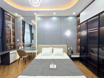 BÁN NHÀ 1T2L đúc, mới xây, Mặt Tiền (D7 - Hồng Loan). Vị trí đẹp, gần trục chính D1