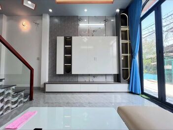 BÁN NHÀ 1T1L đúc mới -  KẾ ĐHCT - ĐHYD - BV Đa Khoa. Hẻm 11 N.V.Linh (cặp BV Đa khoa)