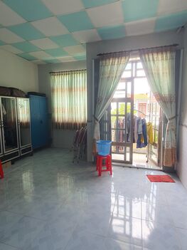 Bán nhà 1 trệt, 1 lầu, 5mx20m kdc 586 Trần Hưng Đạo, P2 TP.Sóc. Giá 2 tỷ 630 triệu