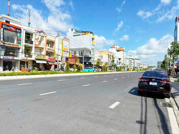 Nhà 3 lầu mặt tiền Trần Văn Hoài, Ninh Kiều, Cần Thơ