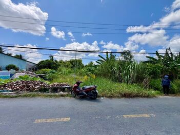 BÁN NỀN MẶT TIỀN LỘ VÒNG CUNG - Ô MÔN, CẦN THƠ  Vị trí: Mặt tiền Lộ Vòng Cung, P. Phước Thới (Trường Lạc cũ), Ô Môn, Cần Thơ.