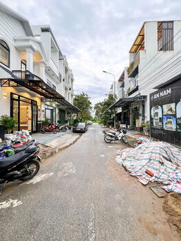 NHÀ 1 TRỆT 1 LẦU FULL NỘI THẤT ĐƯỜNG SỐ 7A KDC VĂN HÓA TÂY ĐÔ – HƯNG PHÚ – TP. CẦN THƠ 5x13m – 65m² – giá chỉ 4 tỷ 200 full nội thất