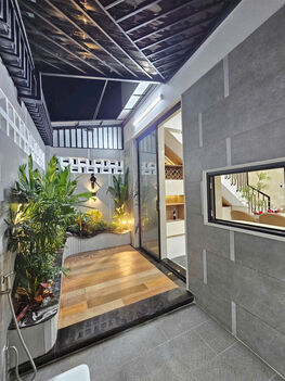 Nhà đẹp Cần Thơ – Nhà 3 lầu có thang máy tại KDC Nam Long II Central Lake